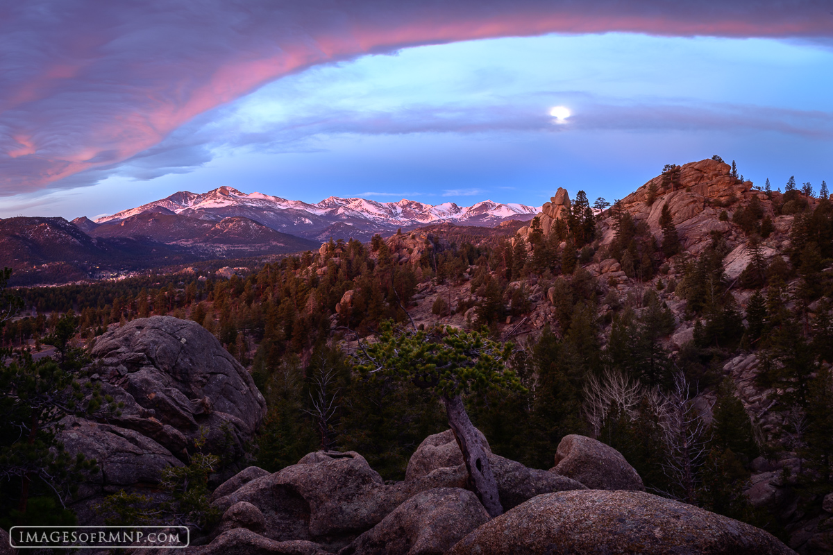 On this morning I was able to experience a really incredible sunrise in Rocky Mountain National Park. An interesting line of...